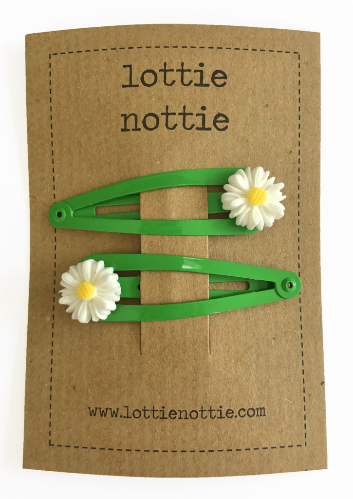 green daisy hair clip